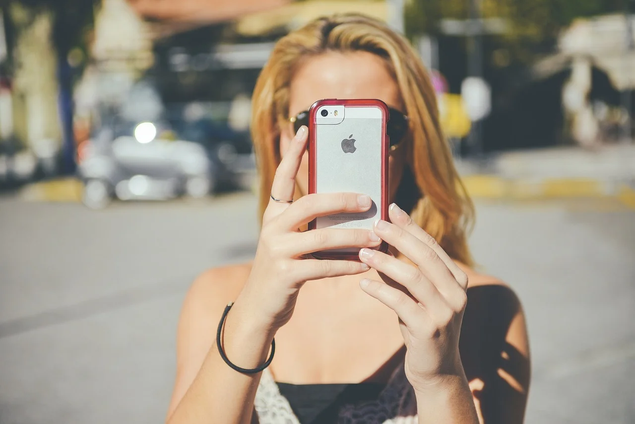 5 Trendy Case’ów na Telefon, Które Uzupełnią Twój Styl!